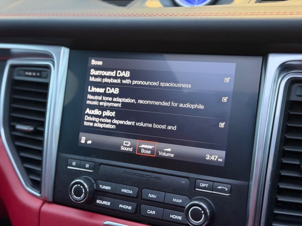 Used Porsche Macan 2018 for sale - 77263918: Photo 21