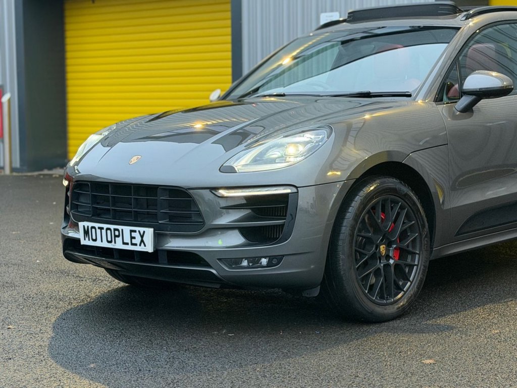 Used Porsche Macan 2018 for sale - 77263918: Photo 27