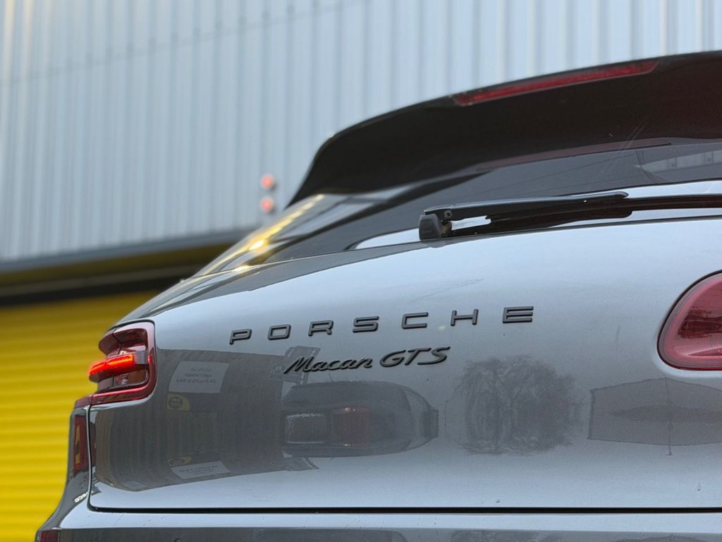 Used Porsche Macan 2018 for sale - 77263918: Photo 28