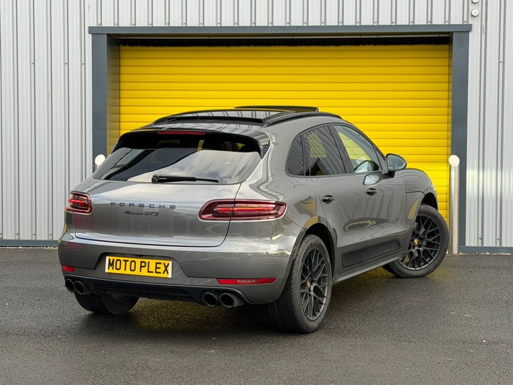 Used Porsche Macan 2018 for sale - 77263918: Photo 7
