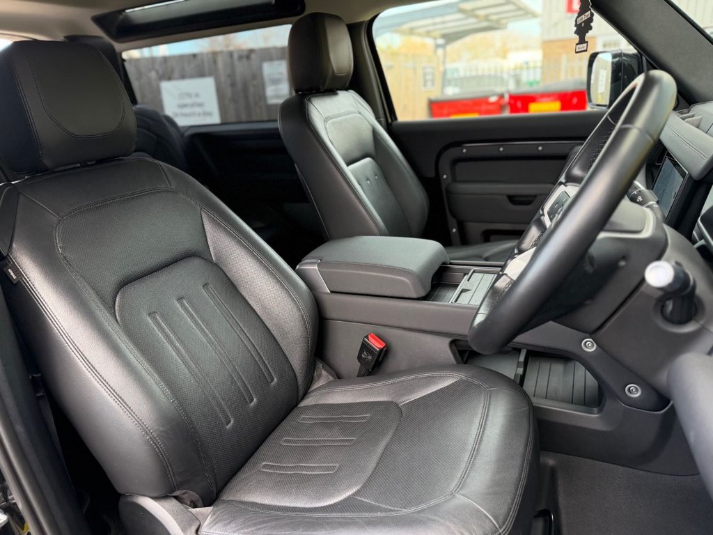 Used Land Rover Defender 2021 for sale - 77734452: Photo 13