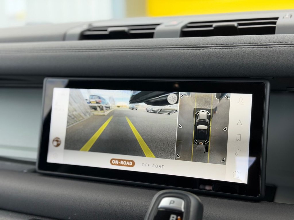 Used Land Rover Defender 2021 for sale - 77734452: Photo 14