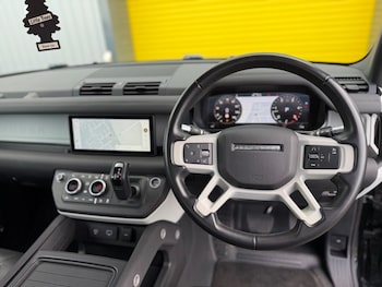 Used Land Rover Defender 2021 for sale - 77734452: Photo