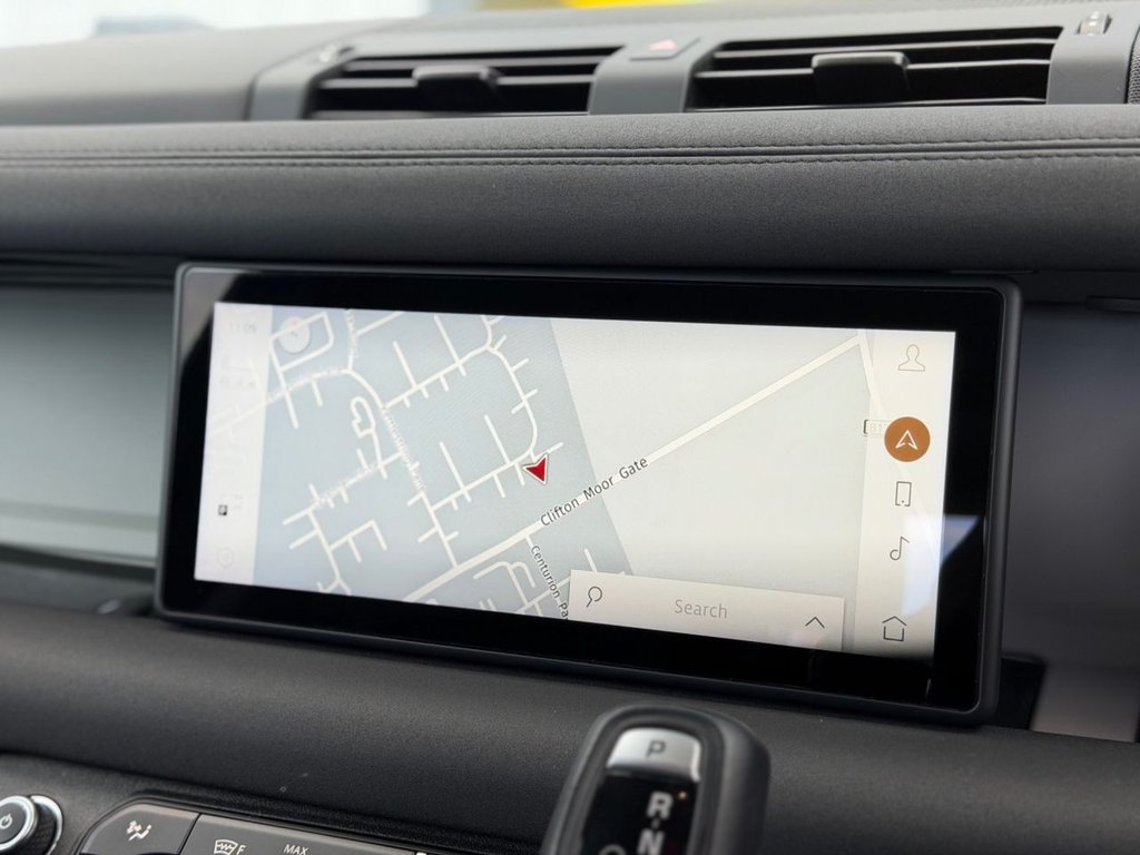 Used Land Rover Defender 2021 for sale - 77734452: Photo 31