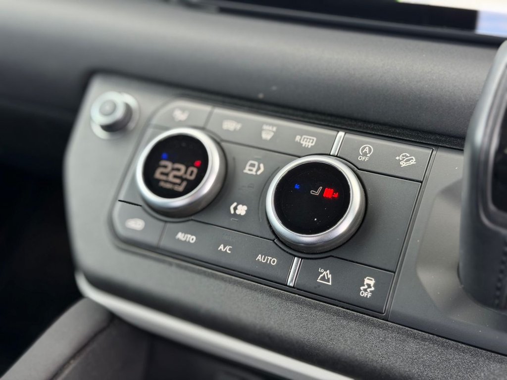 Used Land Rover Defender 2021 for sale - 77734452: Photo 35