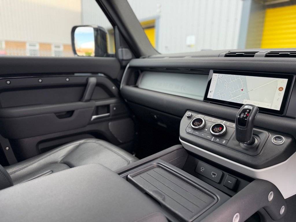 Used Land Rover Defender 2021 for sale - 77734452: Photo 36