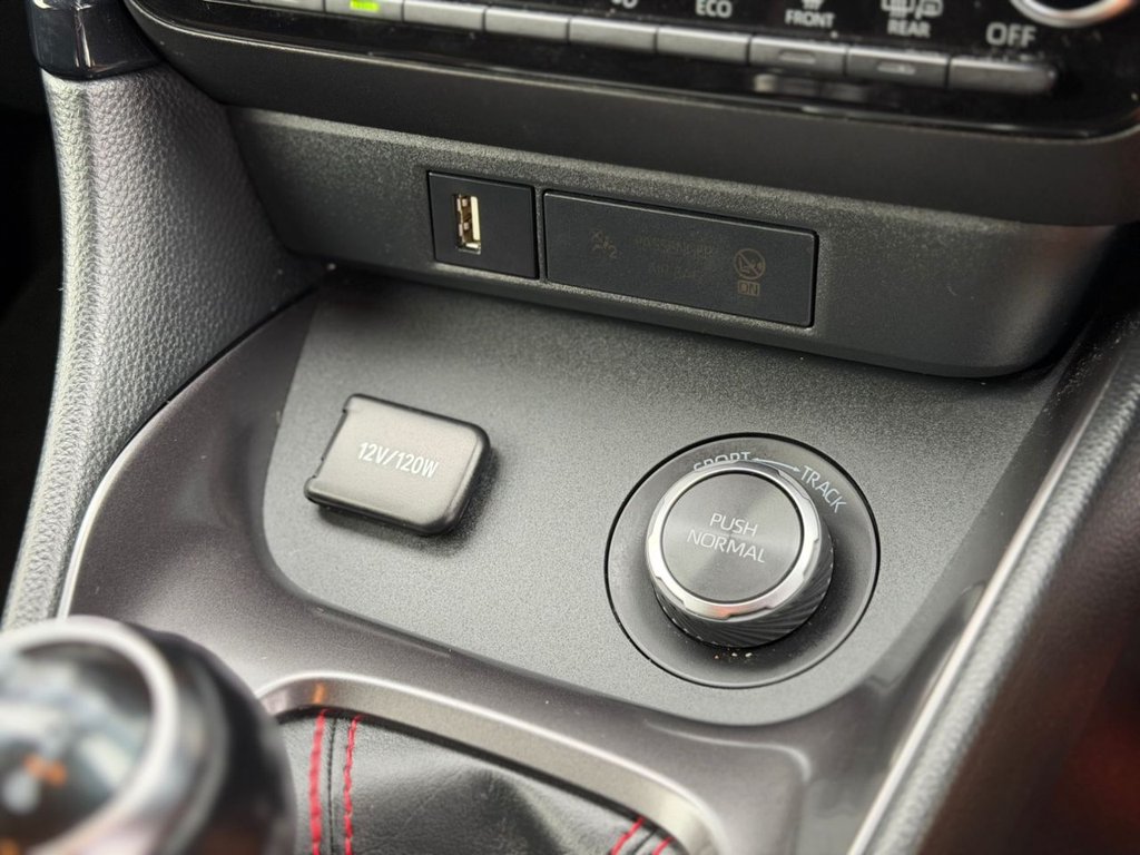 Used Toyota Yaris 2022 for sale - 76604832: Photo 15