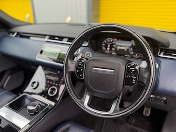 Used Land Rover Range Rover Velar 2017 for sale - 77327940: Photo