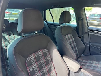 Used Volkswagen Golf 2015 for sale - 78959895: Photo