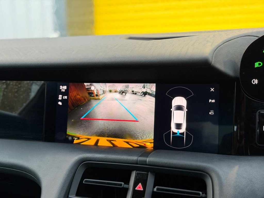 Used Porsche Taycan 2022 for sale - 77139885: Photo 12