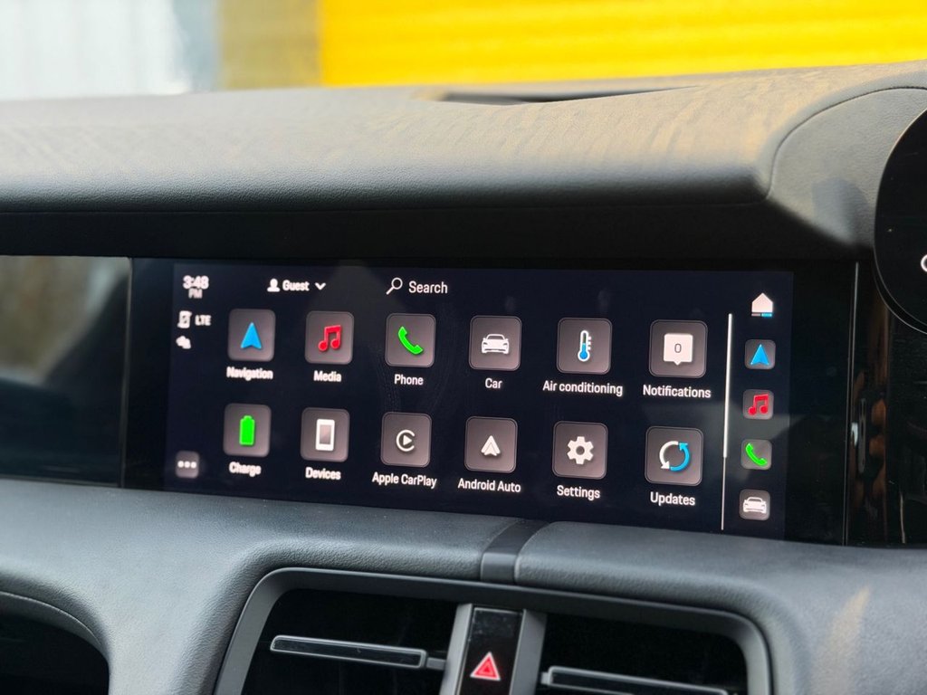 Used Porsche Taycan 2022 for sale - 77139885: Photo 14