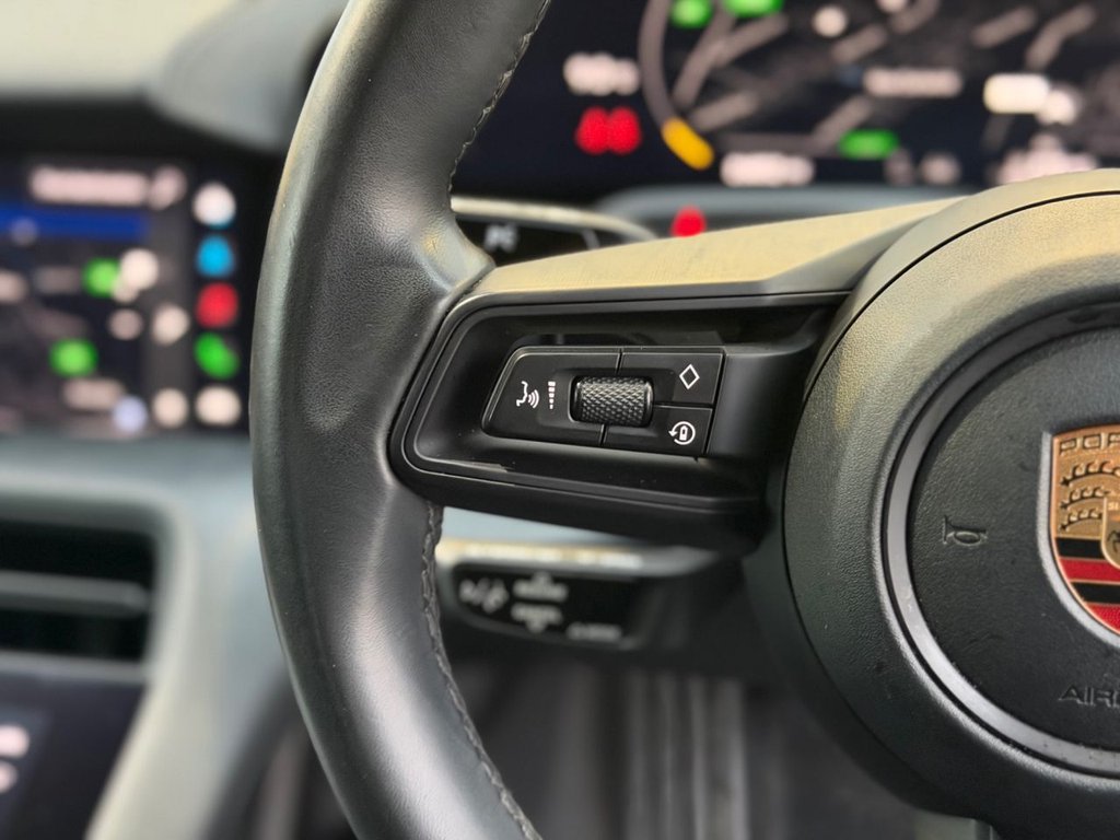 Used Porsche Taycan 2022 for sale - 77139885: Photo 24