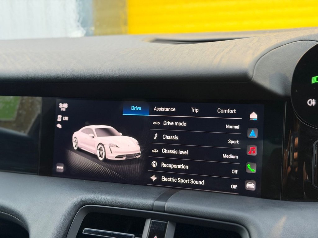 Used Porsche Taycan 2022 for sale - 77139885: Photo 27