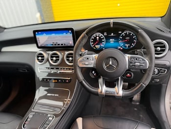 Used Mercedes-Benz GLC 2020 for sale - 76632169: Photo