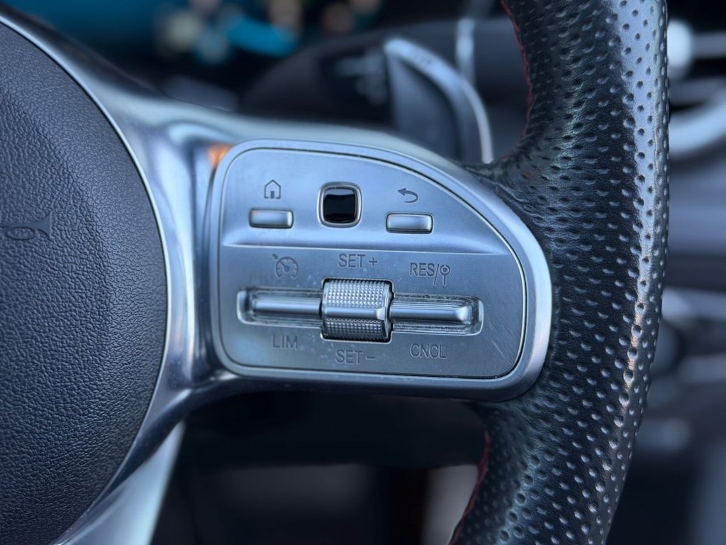 Used Mercedes-Benz GLC 2020 for sale - 77920438: Photo 25