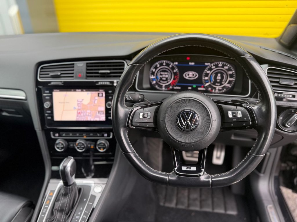 Used Volkswagen Golf 2019 for sale - 78124660: Photo 2