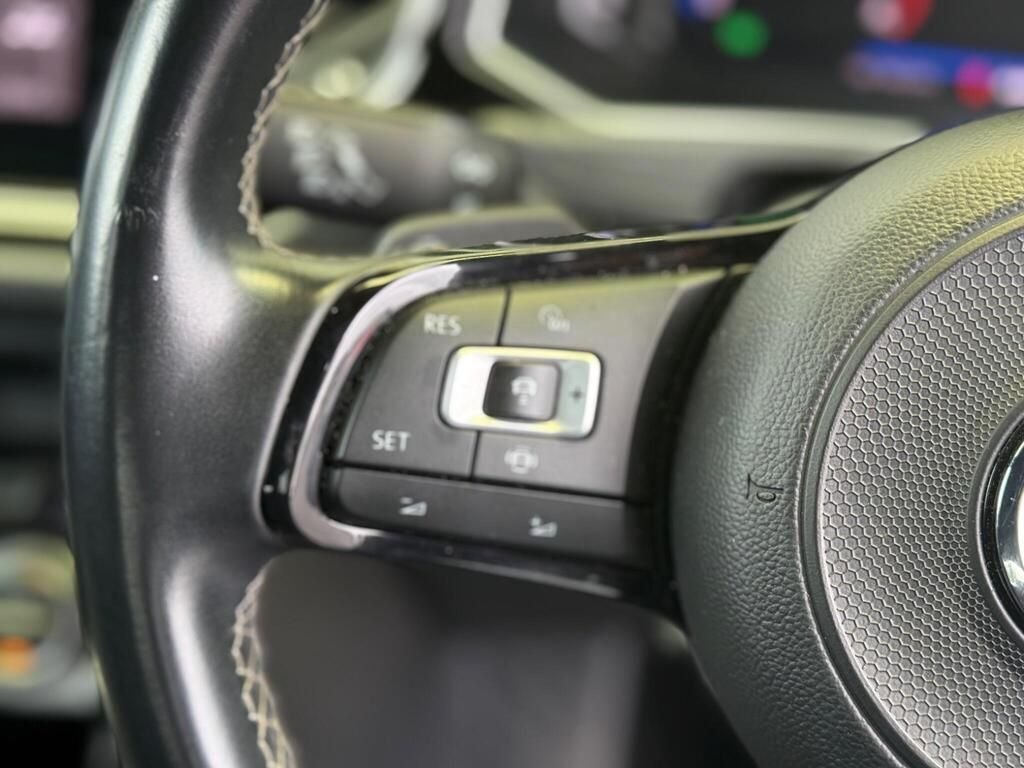 Used Volkswagen T-Roc 2019 for sale - 76406272: Photo 26