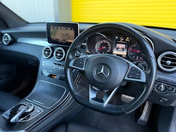 Used Mercedes-Benz GLC 2018 for sale - 77080455: Photo