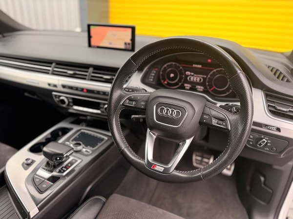Used Audi Q7 2017 for sale - 76210341: Photo 12