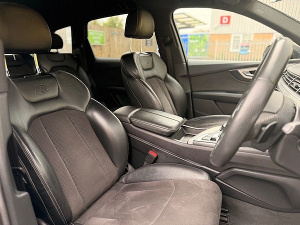 Used Audi Q7 2017 for sale - 76210341: Photo 15