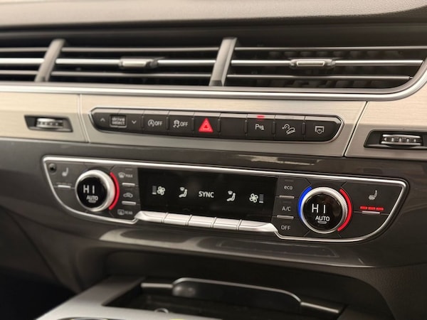 Used Audi Q7 2017 for sale - 76210341: Photo 28