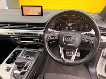 Used Audi Q7 2017 for sale - 76210341: Photo 2