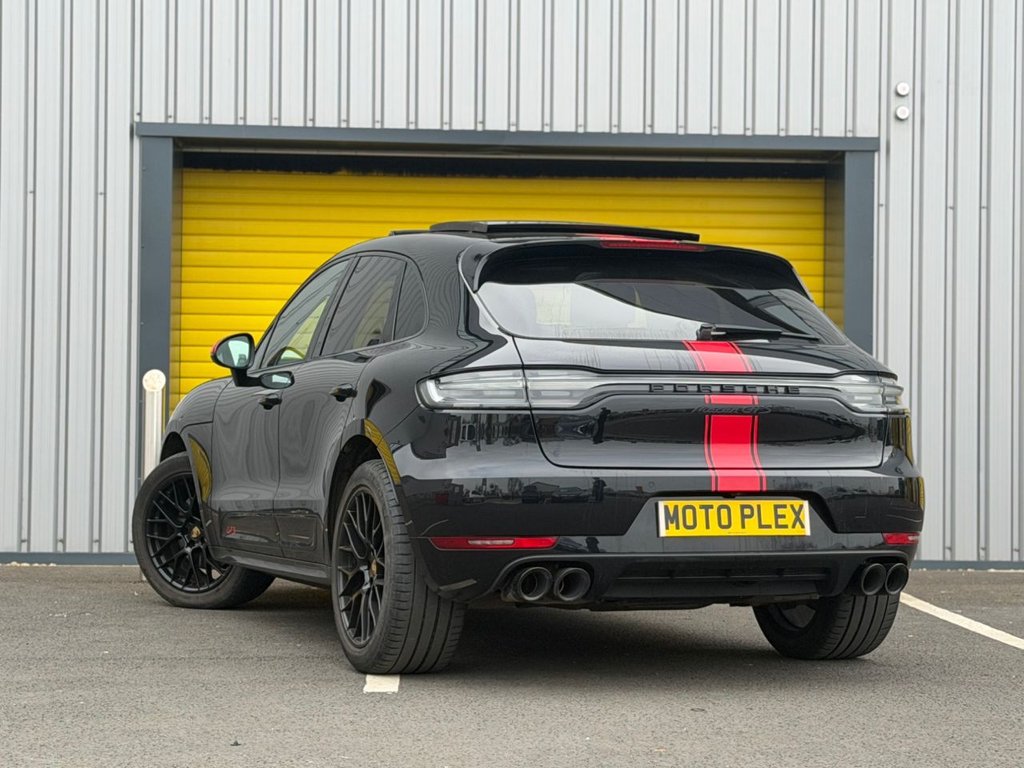 Used Porsche Macan 2020 for sale - 77792304: Photo 10