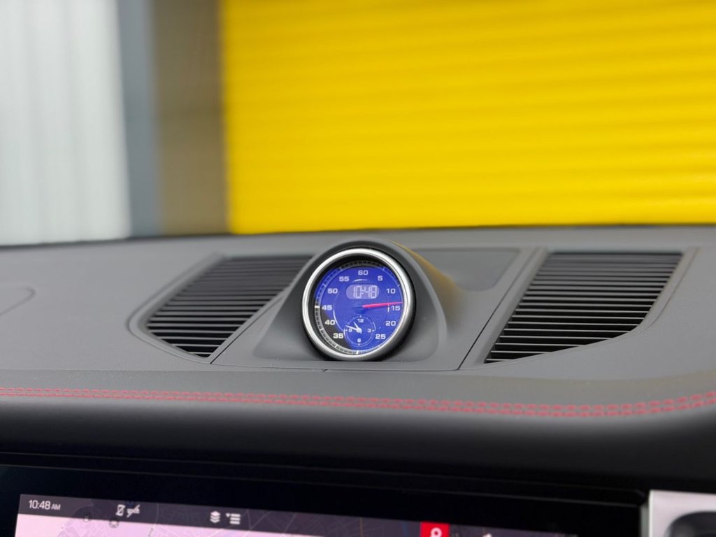 Used Porsche Macan 2020 for sale - 77792304: Photo 14