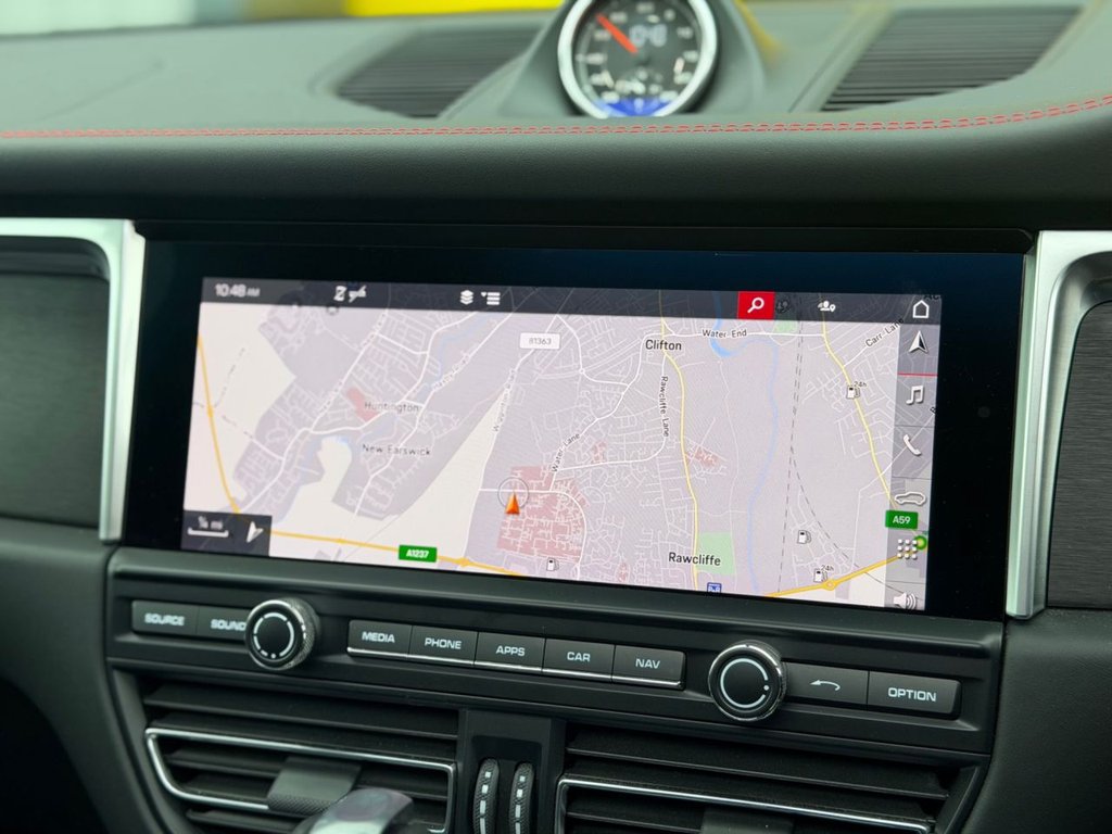 Used Porsche Macan 2020 for sale - 77792304: Photo 18