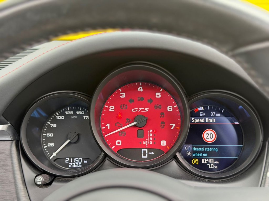 Used Porsche Macan 2020 for sale - 77792304: Photo 25