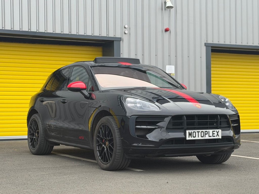 Used Porsche Macan 2020 for sale - 77792304: Photo 3