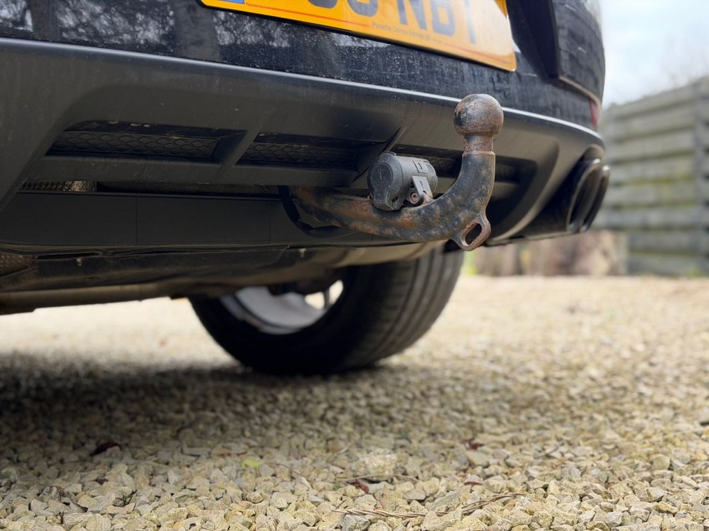 Used Porsche Macan 2020 for sale - 77792304: Photo 32