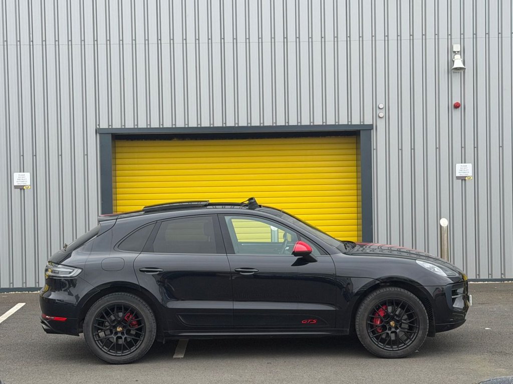 Used Porsche Macan 2020 for sale - 77792304: Photo 7