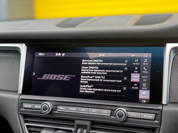 Used Porsche Macan 2021 for sale - 76313043: Photo 14