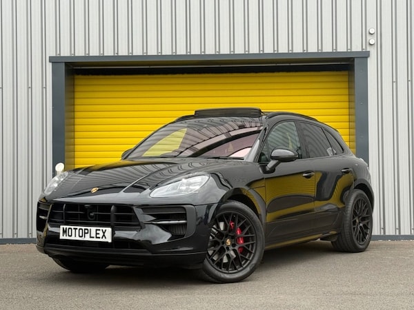 Used Porsche Macan 2021 for sale - 76313043: Photo 1