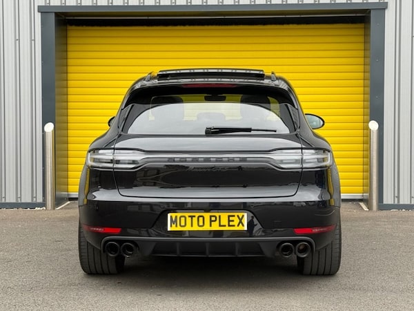 Used Porsche Macan 2021 for sale - 76313043: Photo 8