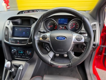 Used Ford Focus 2014 for sale - 79438079: Photo