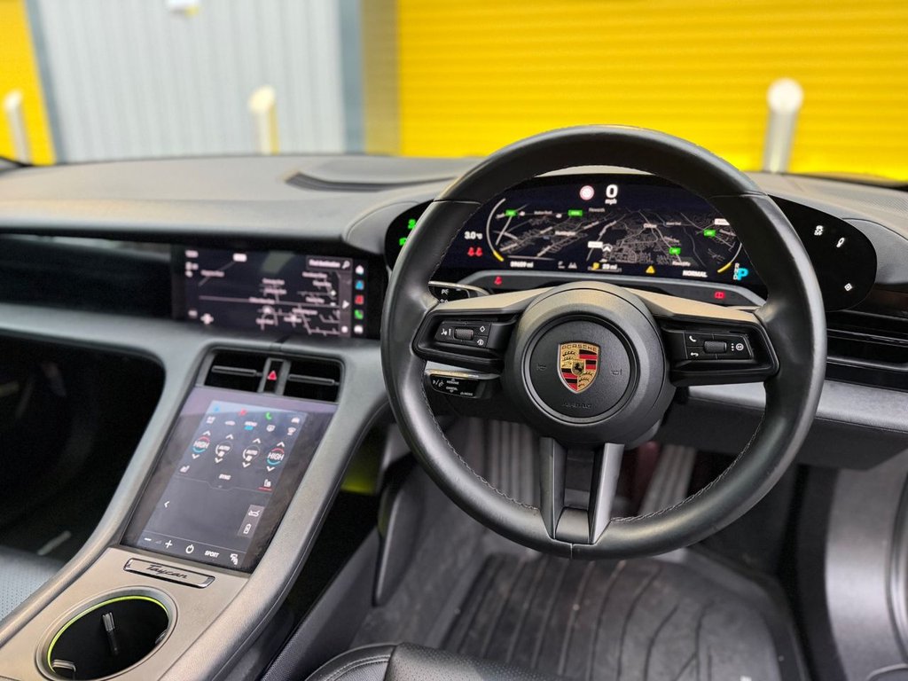 Used Porsche Taycan 2021 for sale - 77227552: Photo 11