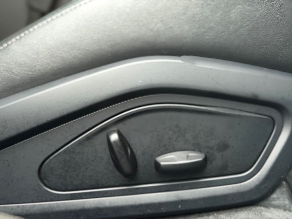 Used Porsche Taycan 2021 for sale - 77227552: Photo 18