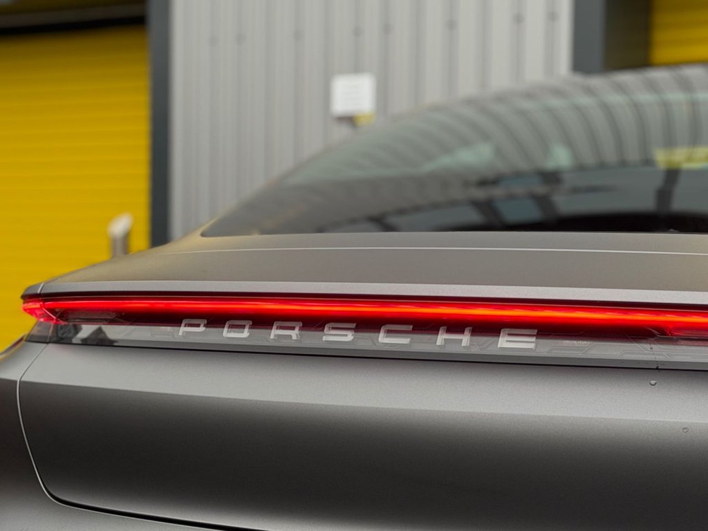 Used Porsche Taycan 2021 for sale - 77227552: Photo 30