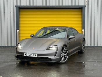 Used Porsche Taycan 2021 for sale - 77227552: Photo