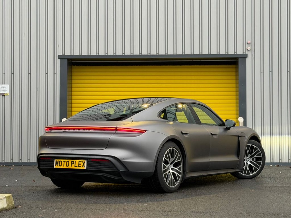 Used Porsche Taycan 2021 for sale - 77227552: Photo 7