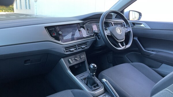 Used Volkswagen Polo 2021 for sale - 76124590: Photo 2