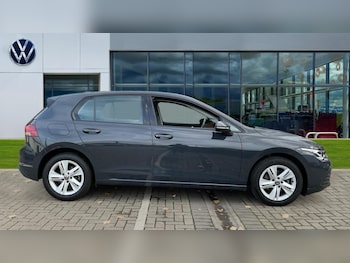 Used Volkswagen Golf 2021 for sale - 76400833: Photo