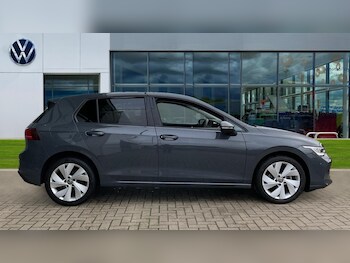 Used Volkswagen Golf 2024 for sale - 75886794: Photo