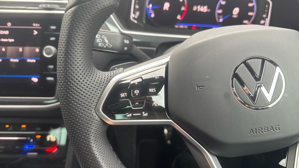 Used Volkswagen Tiguan 2022 for sale - 76766368: Photo 31