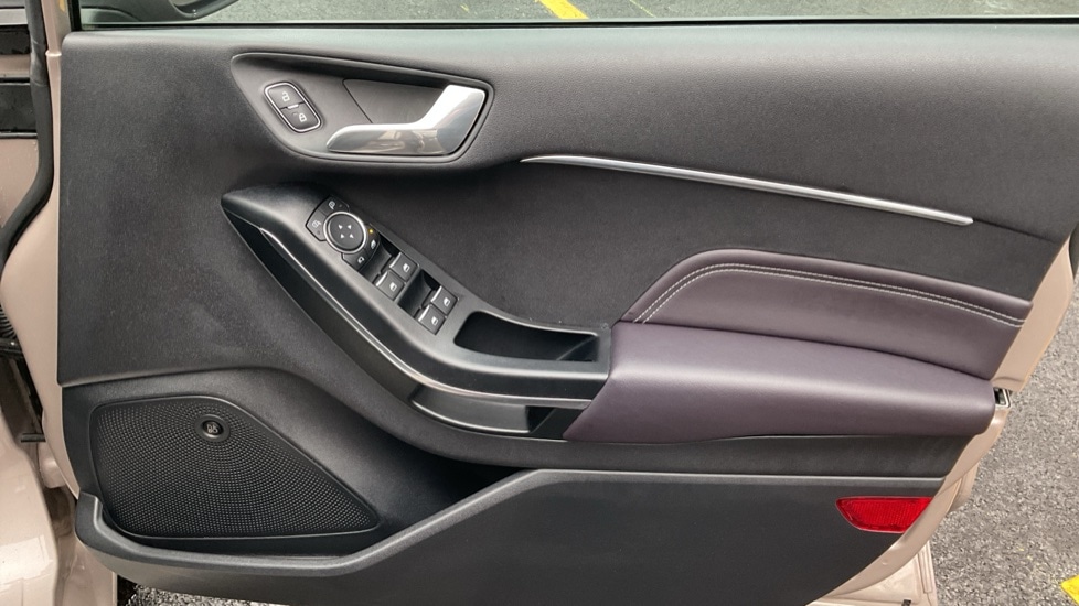 Used Ford Fiesta 2019 for sale - 77036050: Photo 30