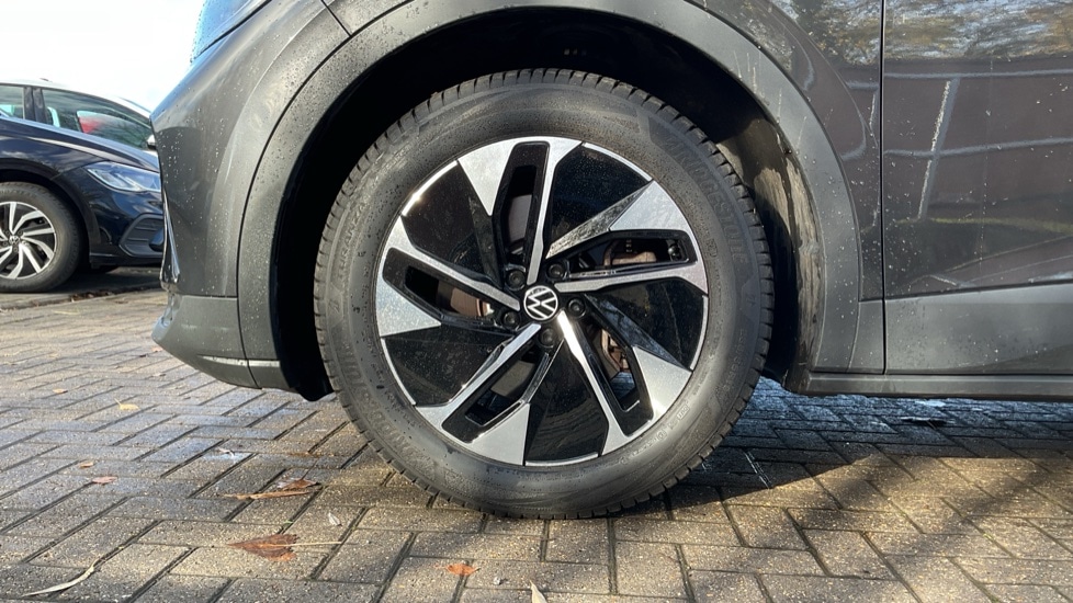 Used Volkswagen ID.4 2021 for sale - 76738145: Photo 18