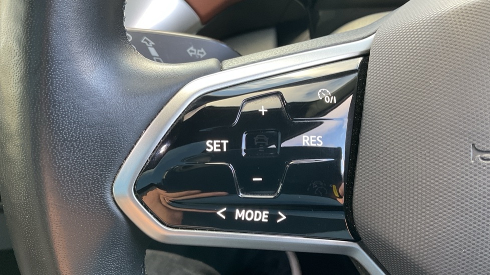 Used Volkswagen ID.4 2021 for sale - 76738145: Photo 31