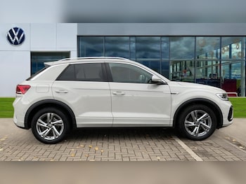 Used Volkswagen T-Roc 2025 for sale - 76452146: Photo